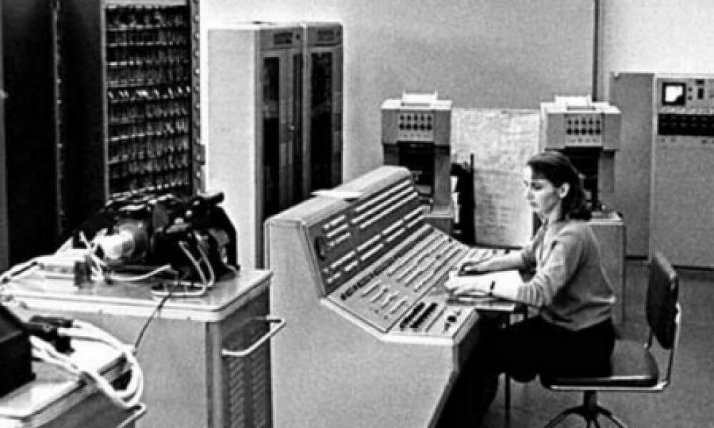 ilk bilgisayar elektronik 2